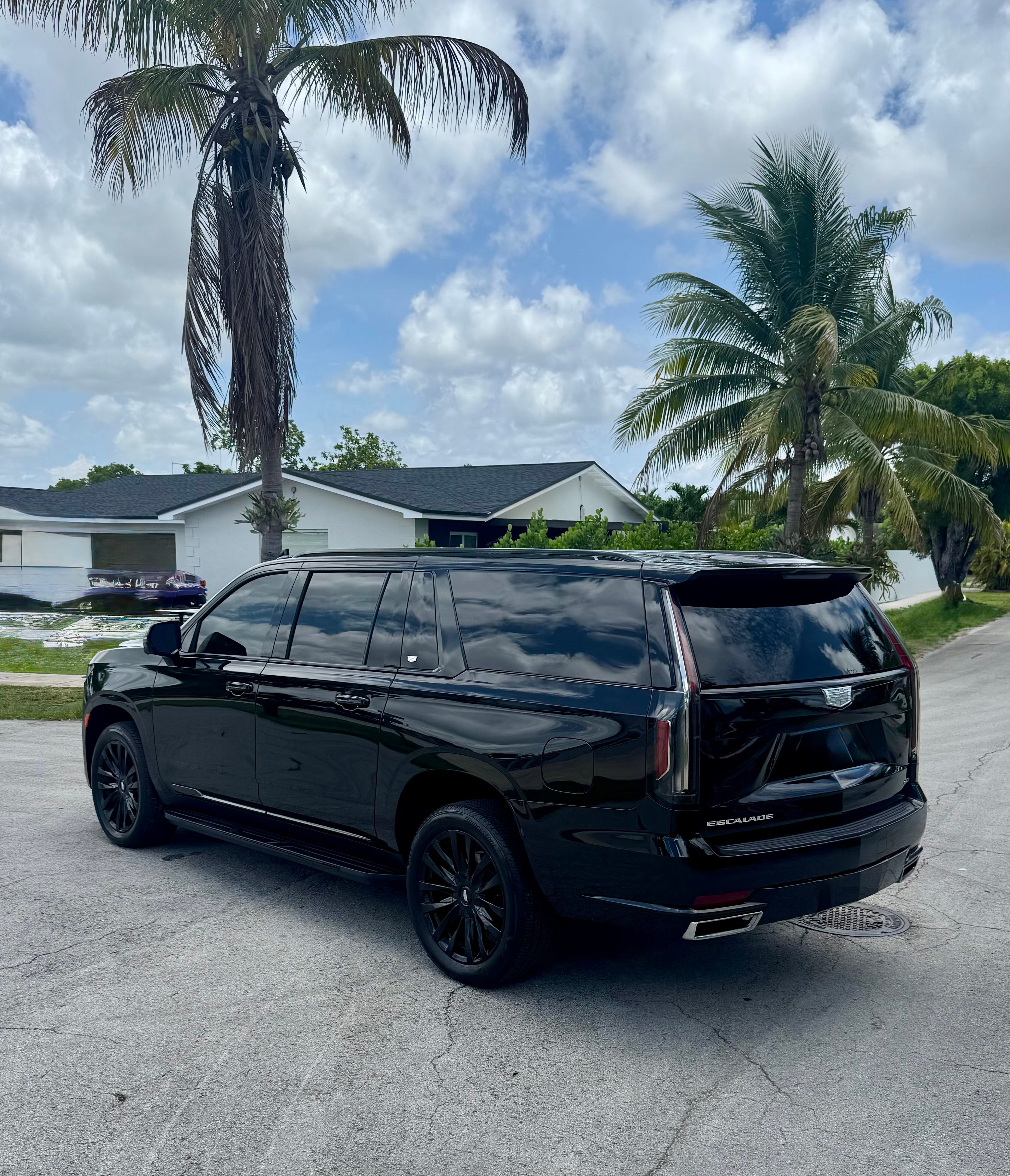 2025 Cadillac Escalade ESV