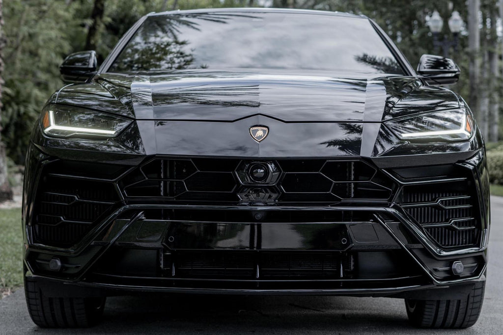 Lamborghini Urus for rent