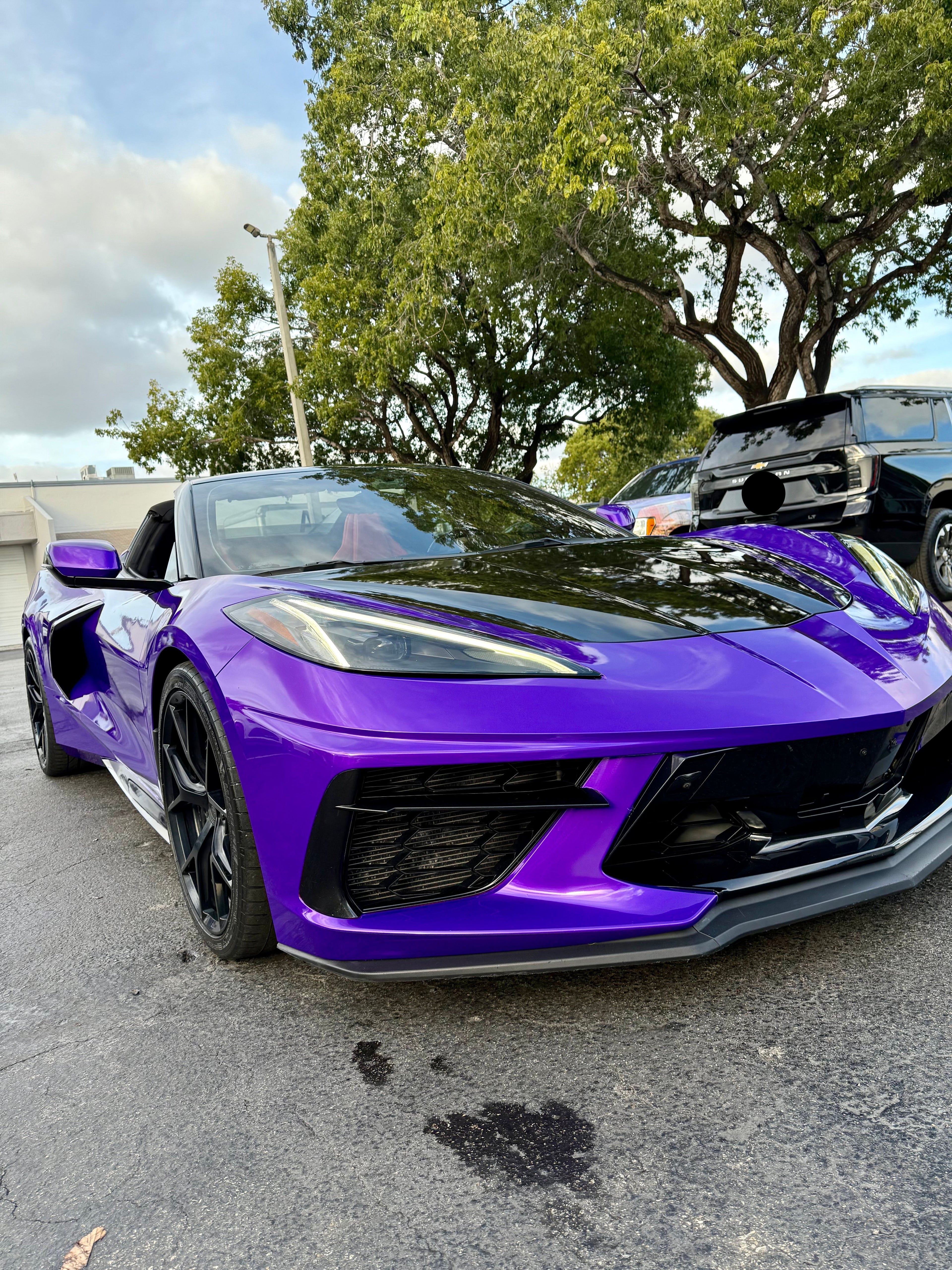 Purple sports car for rent in Miami