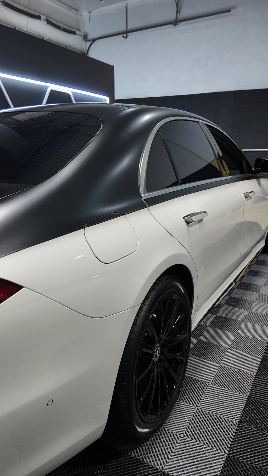 Mercedes-Benz S-Class 580