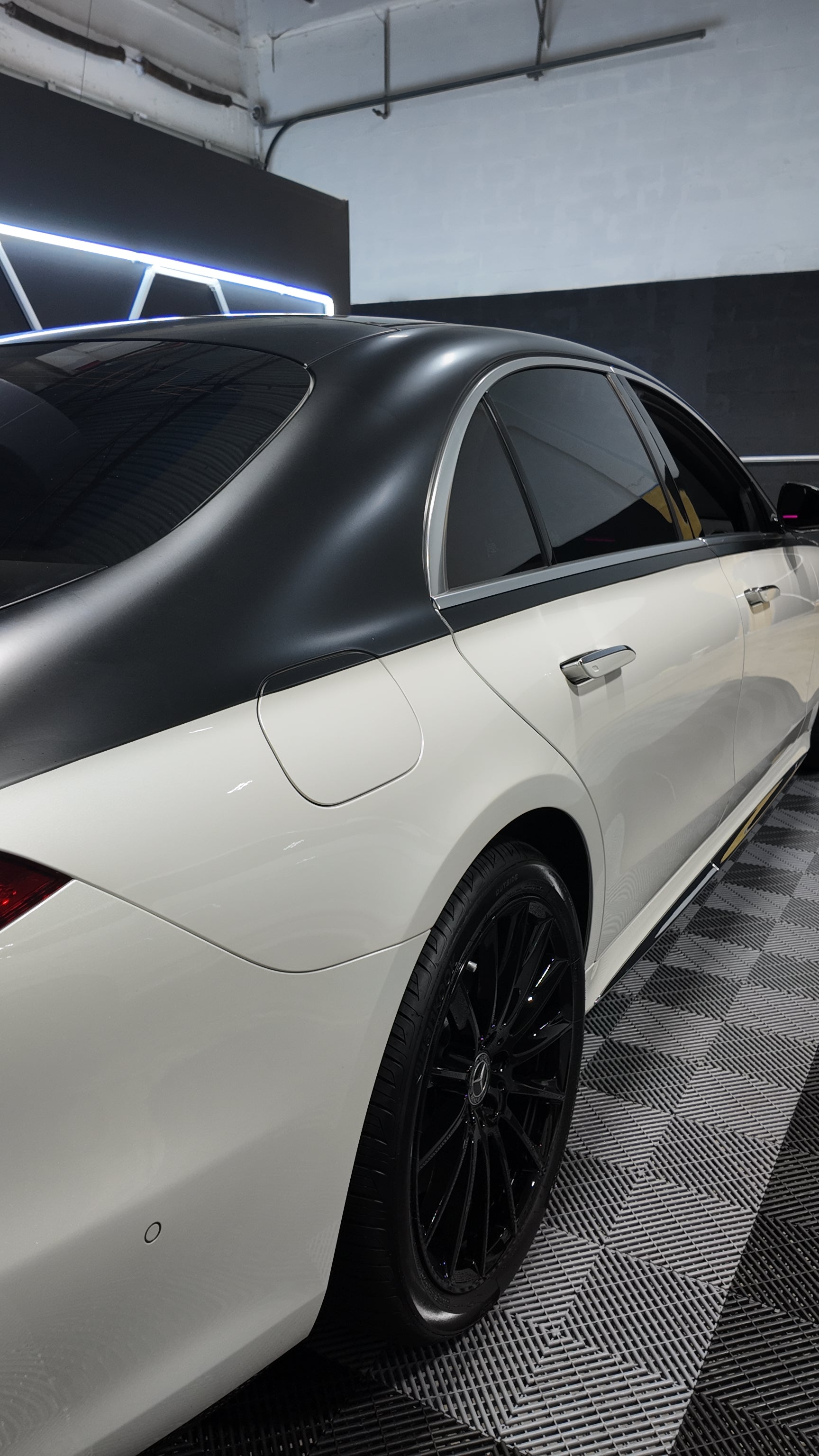 Mercedes-Benz S-Class 580