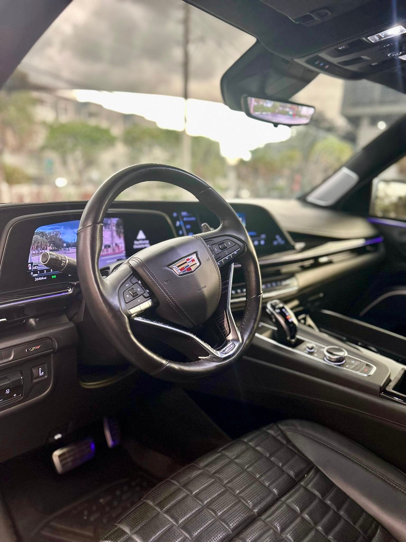 Cadillac Escalade - V